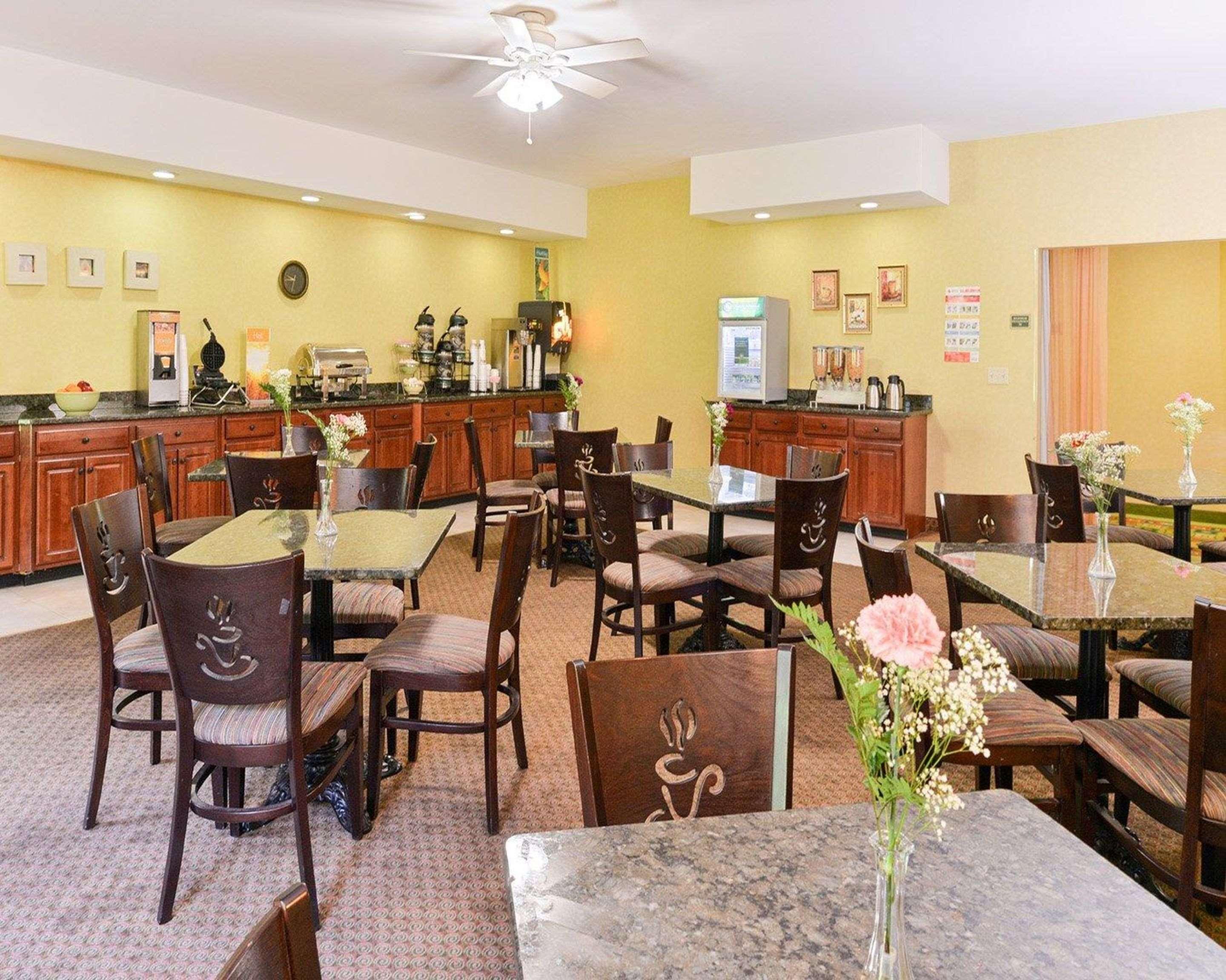 Quality Suites Stratford Dış mekan fotoğraf